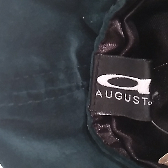 CAP GREEN AUGUST - Picture 8 of 9